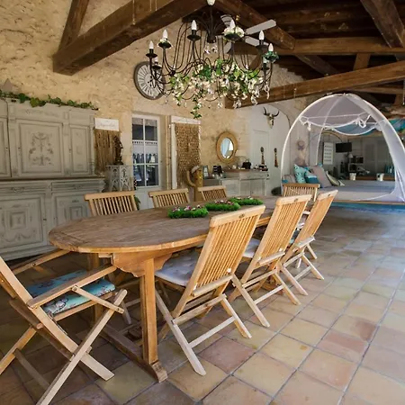 Lacassagne Bed & Breakfast