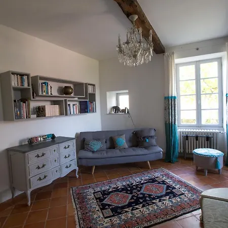 B&B Lacassagne 라렌싱글레